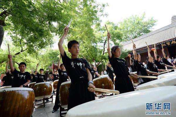  吸血鬼崛起DLC里面有什么